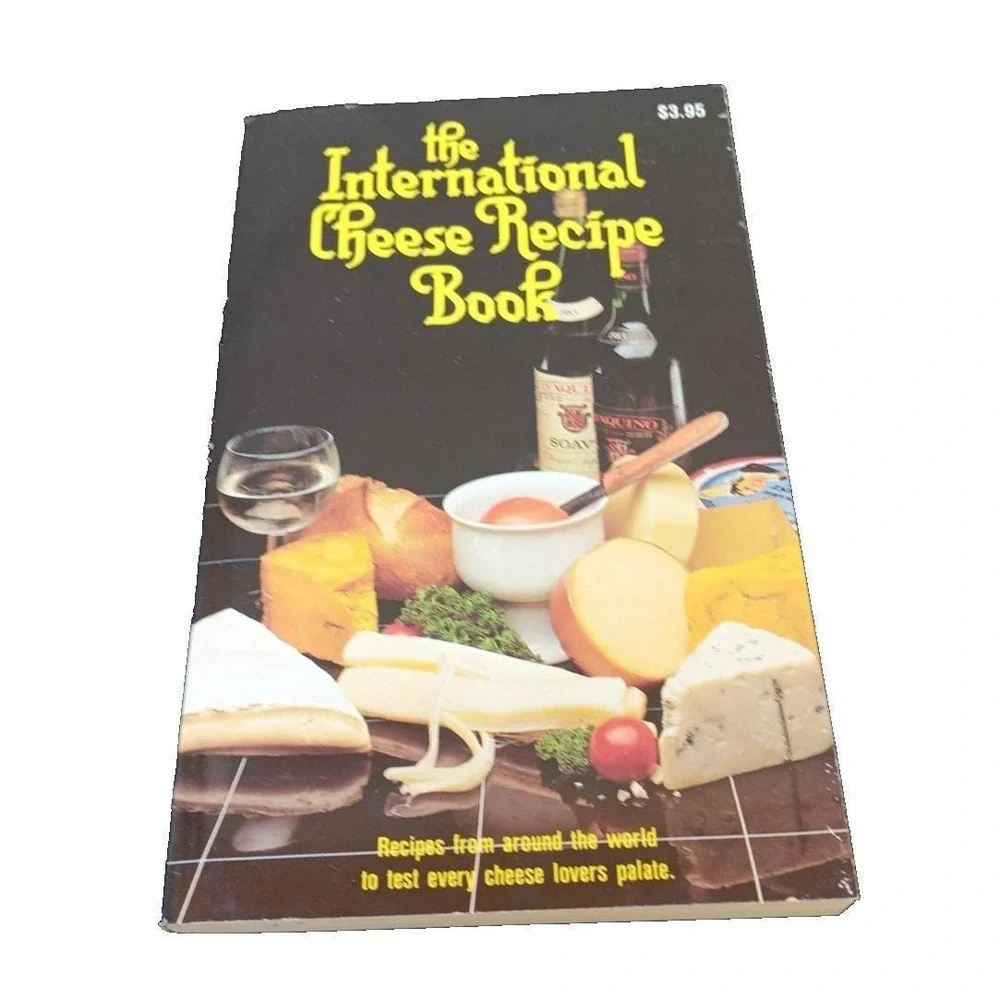 The‎ International Cheese Recipe Book Cookbook Booklet by Evor Parry 1981